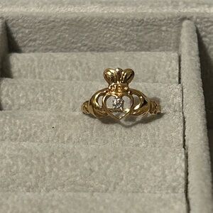 Gold diamond claddagh ring 10k